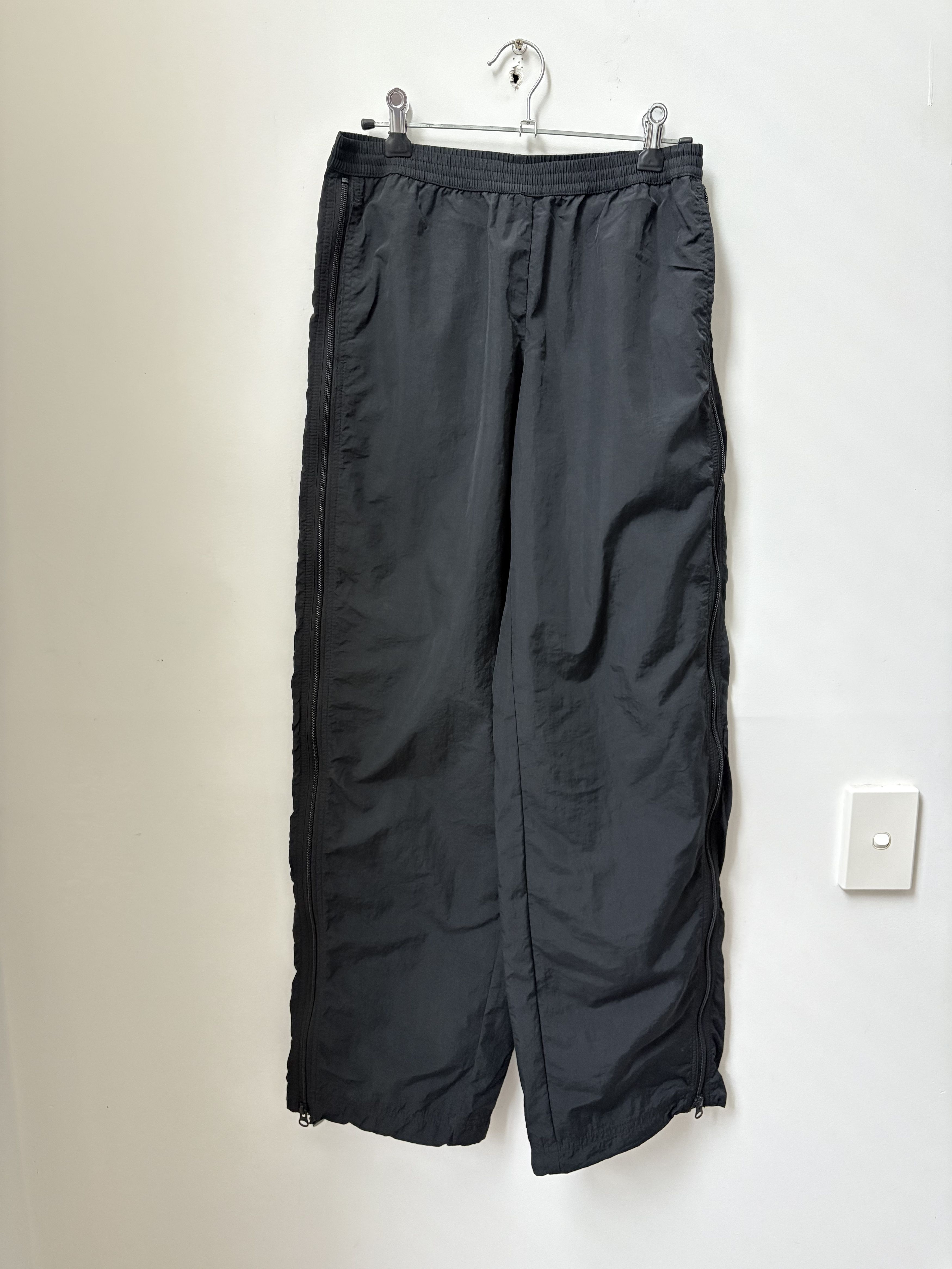 Weekday Simona Track Trouser Size 24" / US 00 / IT 34 - 2 Thumbnail