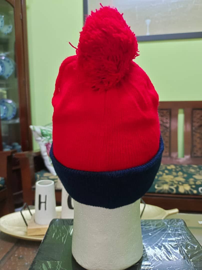 Cartoon Network × Disney Lot of 2 Pooh Embroidered Logo by Disney Beanie Hat Snowcap Size ONE SIZE - 5 Thumbnail