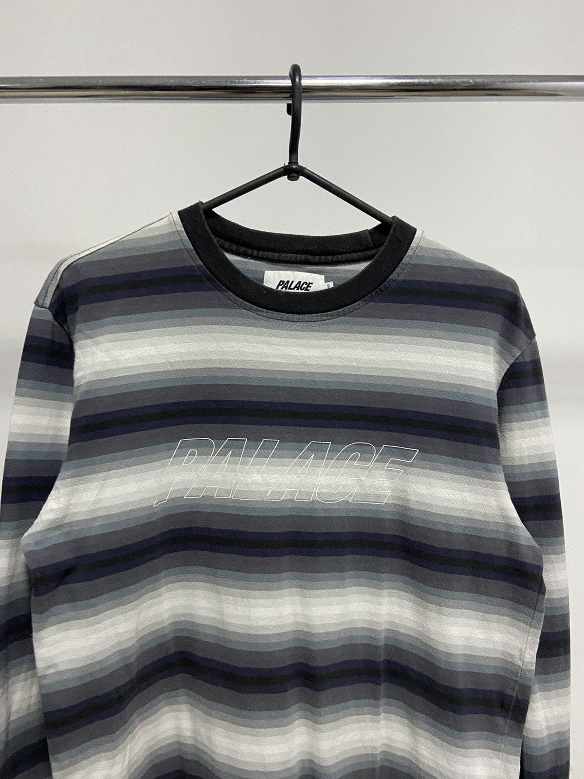Palace × Vintage Palace longsleeve Vintage big Logo fader stripe top skate Size US S / EU 44-46 / 1 - 2 Thumbnail