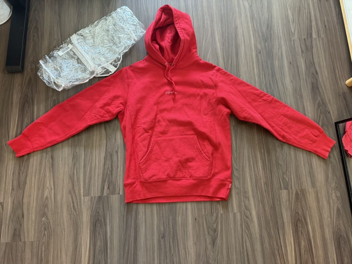 Supreme Supreme Small Box Logo Hoodie Red - Medium - Made in Canada Size US M / EU 48-50 / 2 - 1 Thumbnail