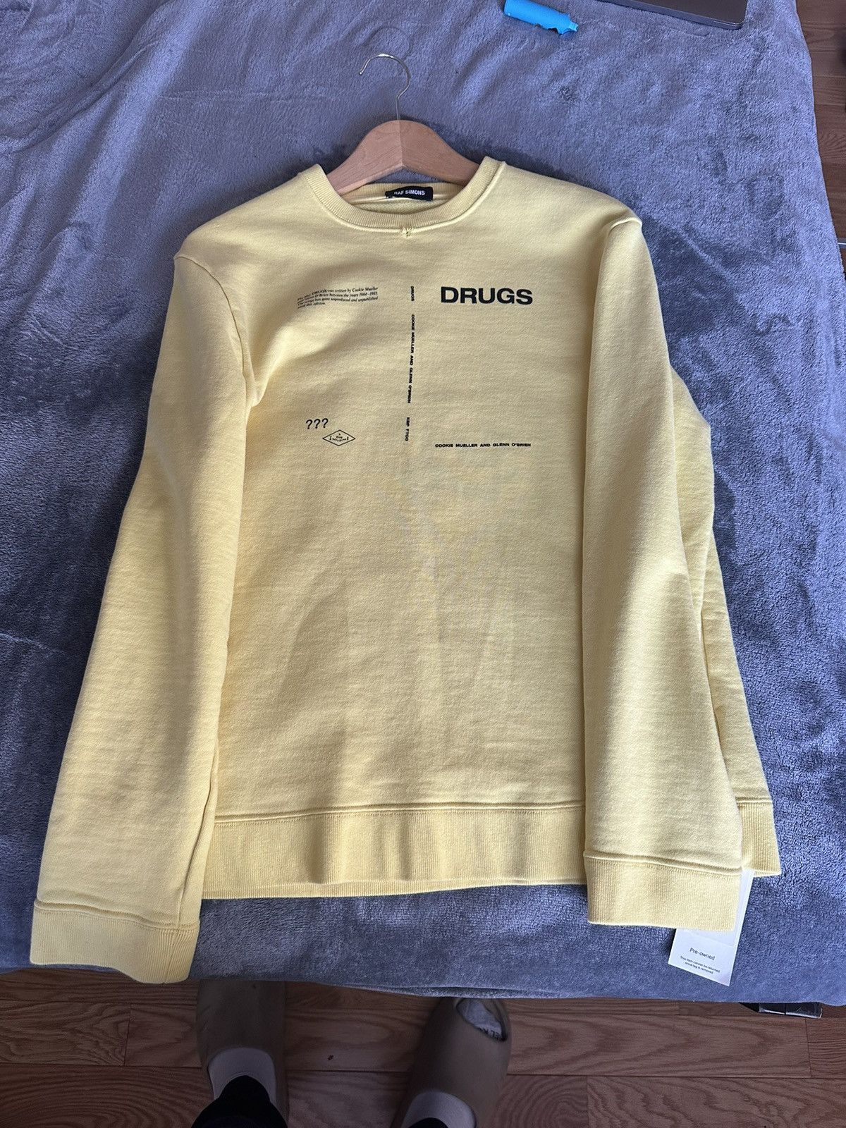 Image of Raf Simons Raf Simon's Drugs Crewneck in Yellow, Men's (Size Small)