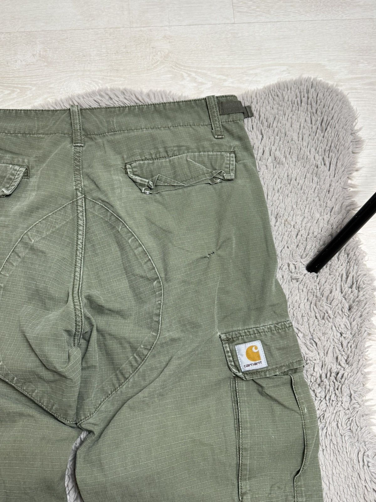 Carhartt × Vintage Carhartt Vintage Baggy Cargo Pants Center Logo Multi pocket Size US 34 / EU 50 - 2 Thumbnail