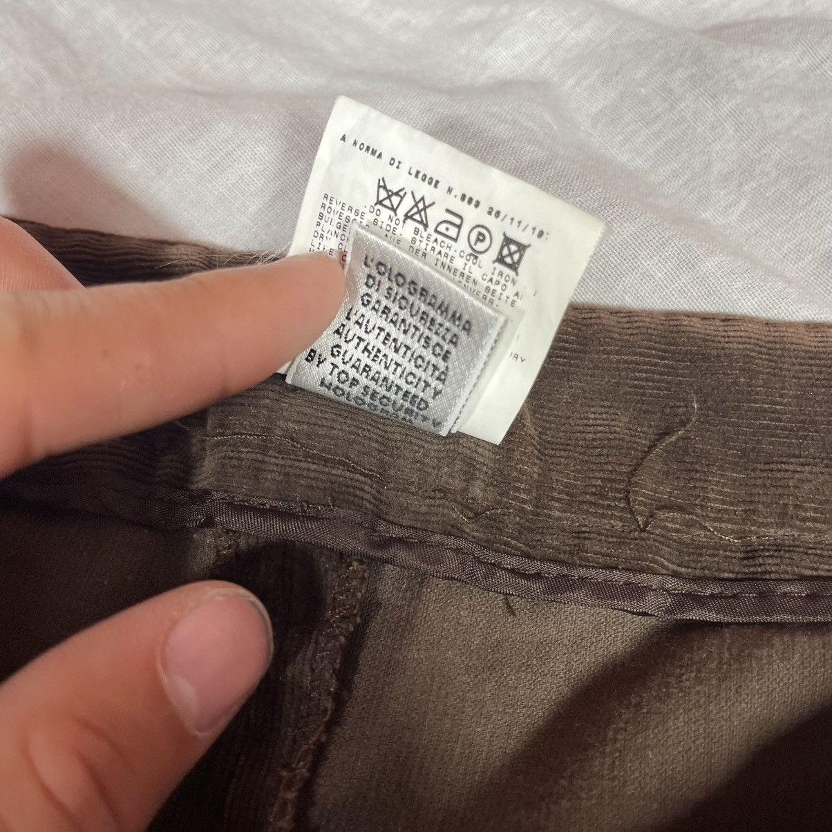 Dolce & Gabbana Vintage DOLCE & GABBANA D&G F/W 2002 Brown Corduroy Pants Size 32" / US 10 / IT 46 - 15 Thumbnail