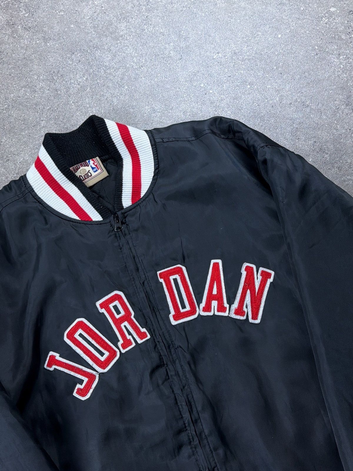 NBA Vintage Starter Chicago Bulls Jacket Bomber NBA Bull Jordan Size US XL / EU 56 / 4 - 3 Thumbnail