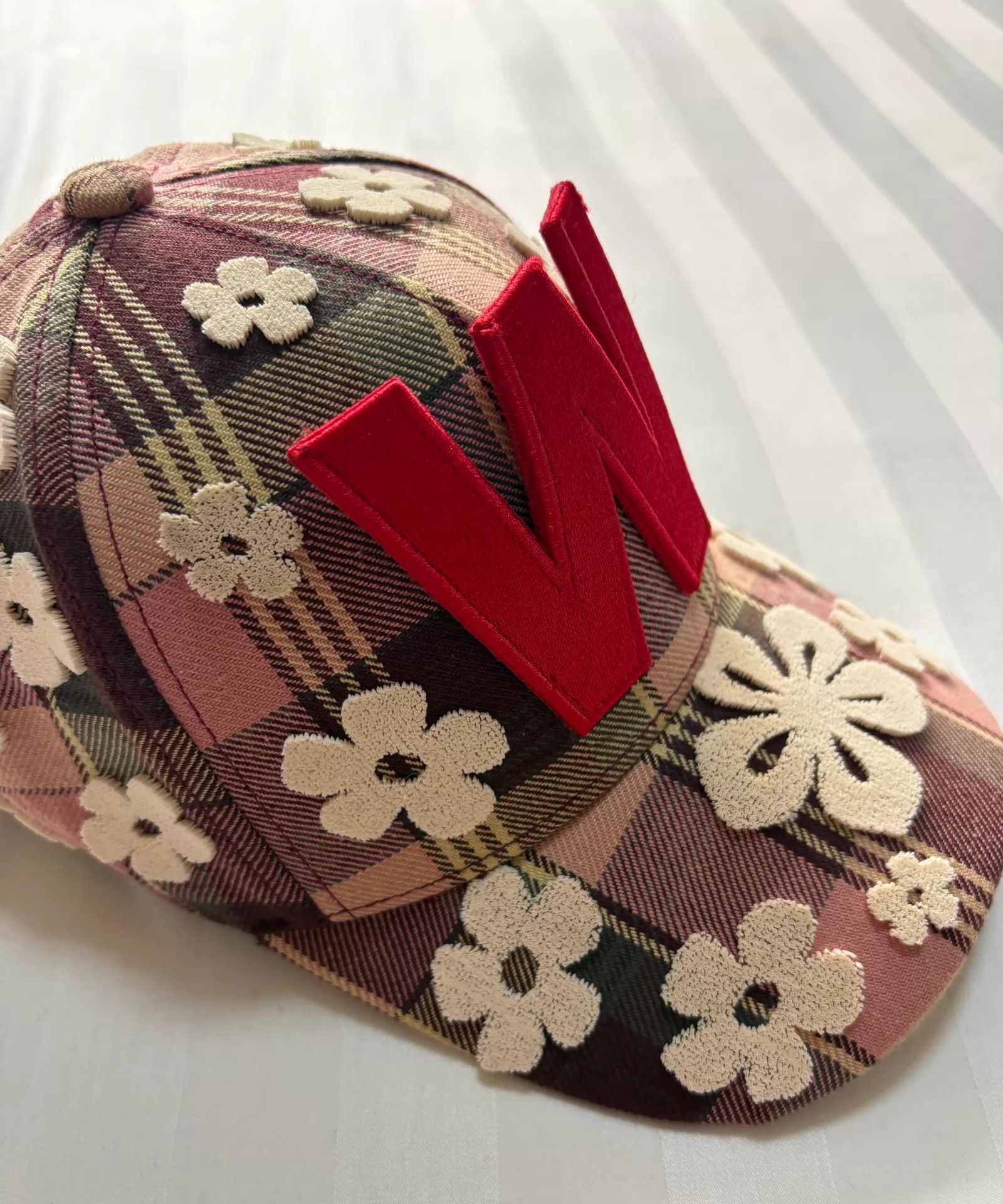Walter Van Beirendonck WVB 24fw pink flocked floral hat abstr back Size ONE SIZE - 4 Thumbnail