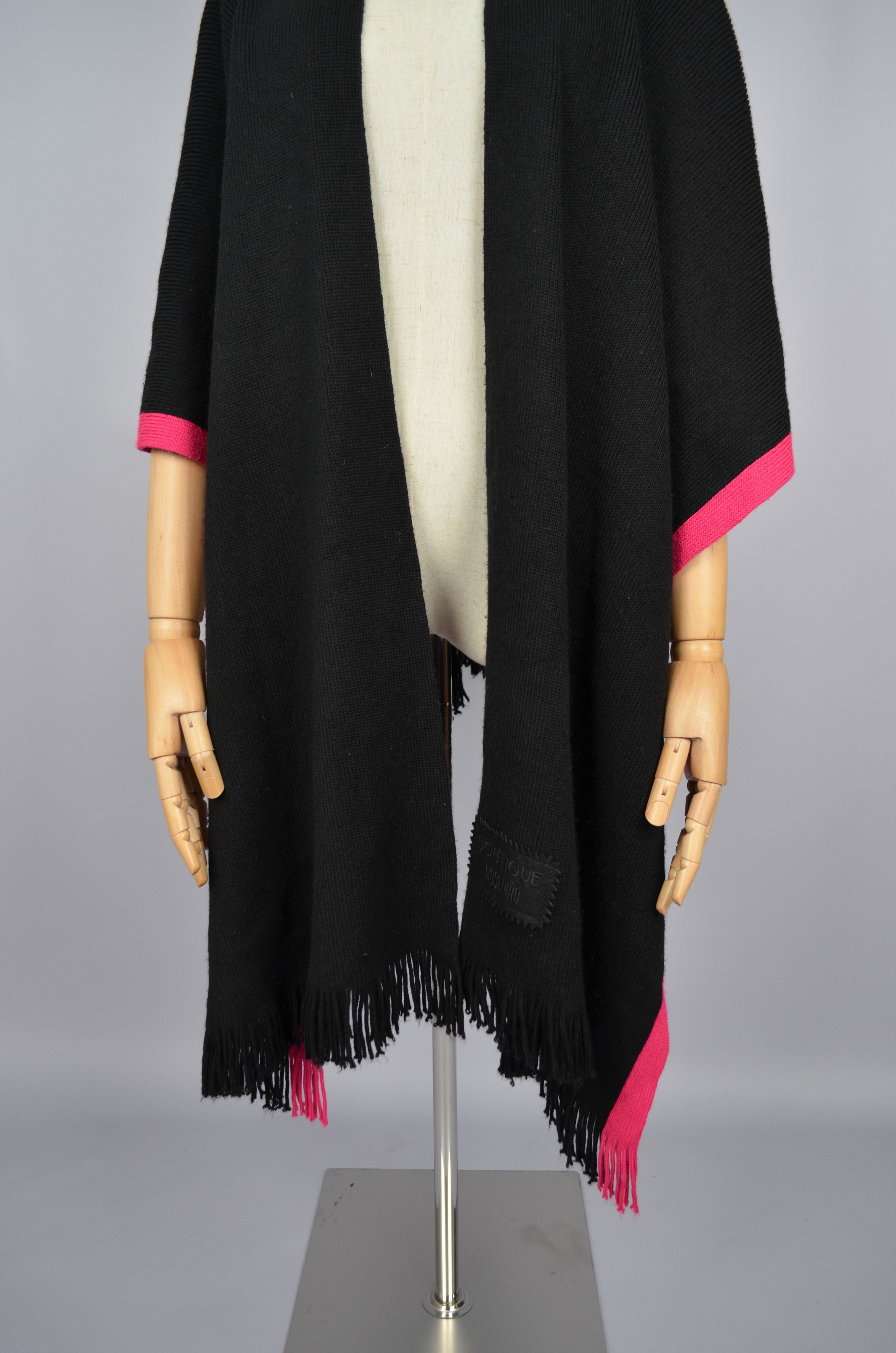 Designer × Moschino Moschino Boutique Larioseta Wool/Acryl Poncho Wrap OS Luxury Size ONE SIZE - 4 Thumbnail