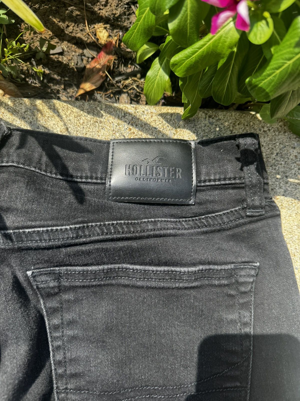 Hollister HOLLISTER FADED BLACK JEANS Size US 32 / EU 48 - 6 Thumbnail
