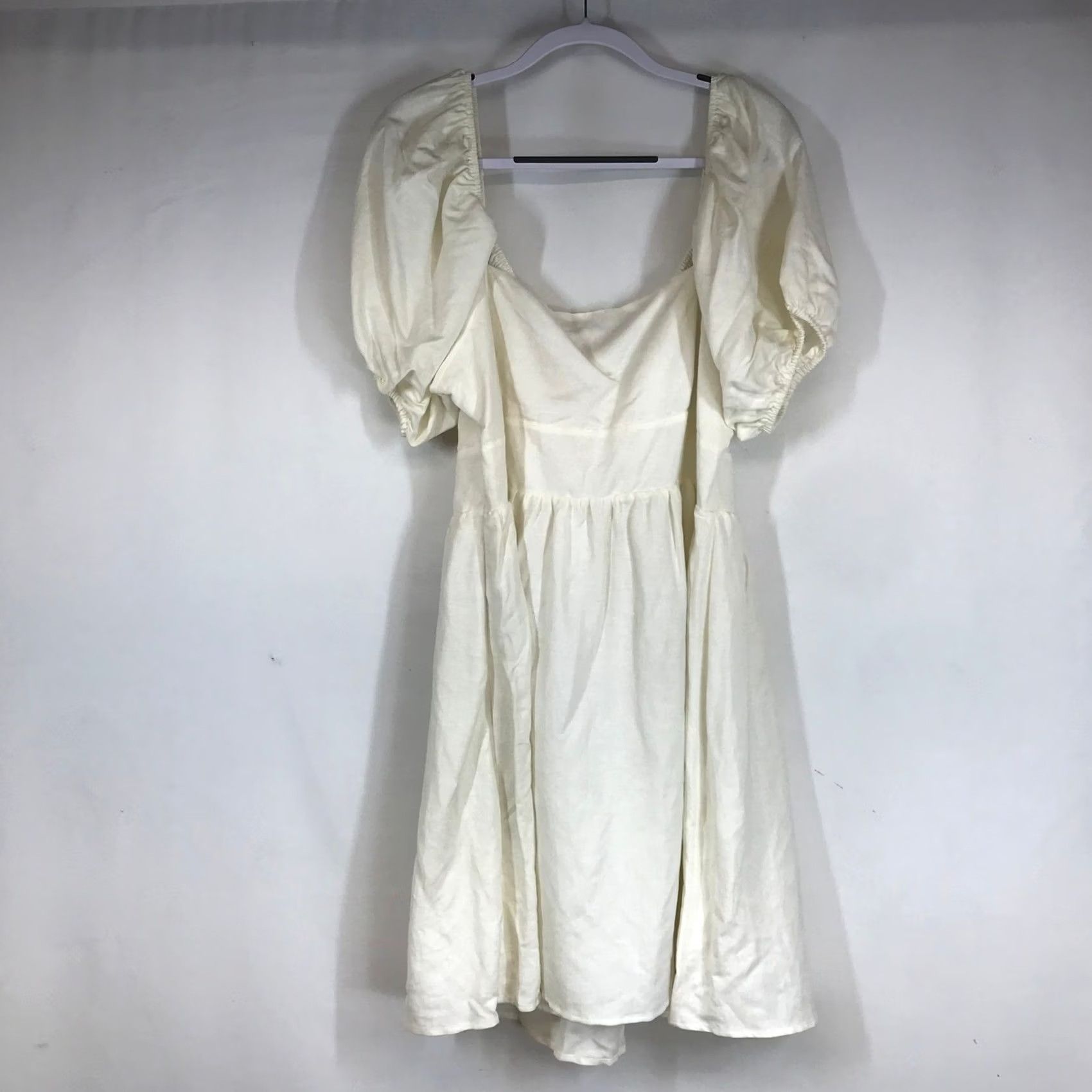 Forever 21 Forever 21 Women 2X Cream Linen Blend Puff Sleeve Milkmaid Mini Dress Size XXL / US 16-18 / IT 52-54 - 4 Thumbnail