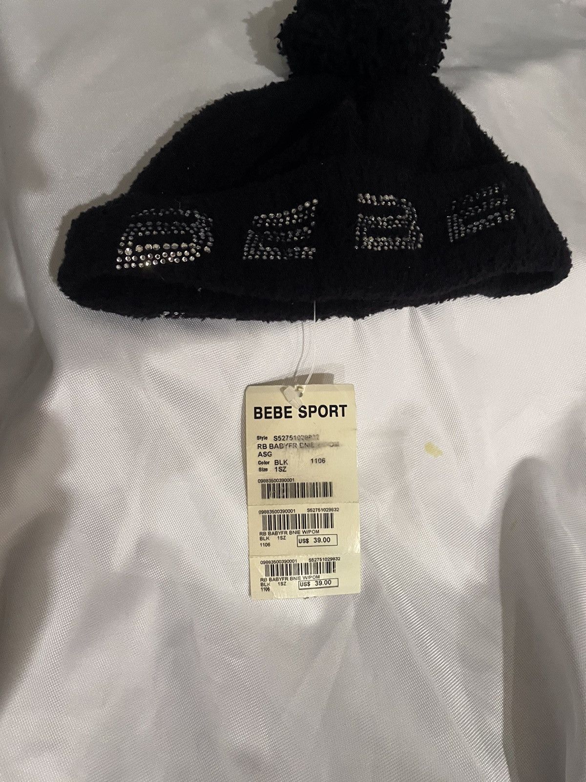 Bebe Bebe Sport Black Knit Hat And Scarf W/Rhinestones Size ONE SIZE - 4 Thumbnail
