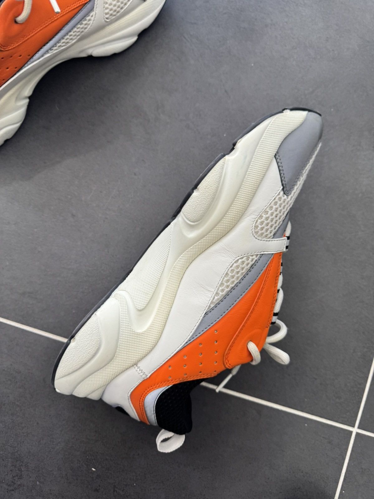 Dior Dior b22 white/orange Size US 12 / EU 45 - 10 Thumbnail