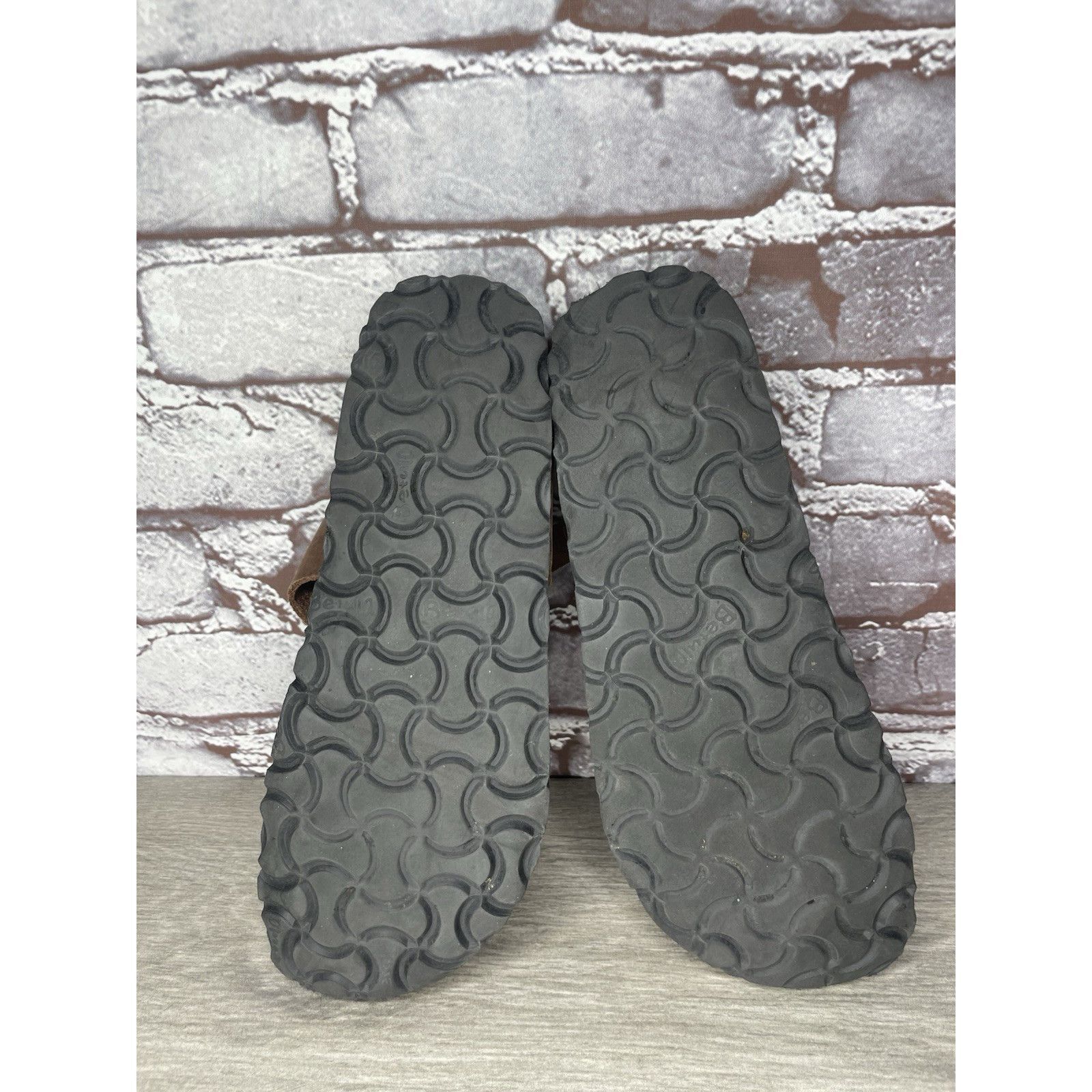 Birkenstock Betula Birkenstock Gizeh Brown Leather Cork Thong Sandals Wo Size US 8 / IT 38 - 9 Thumbnail