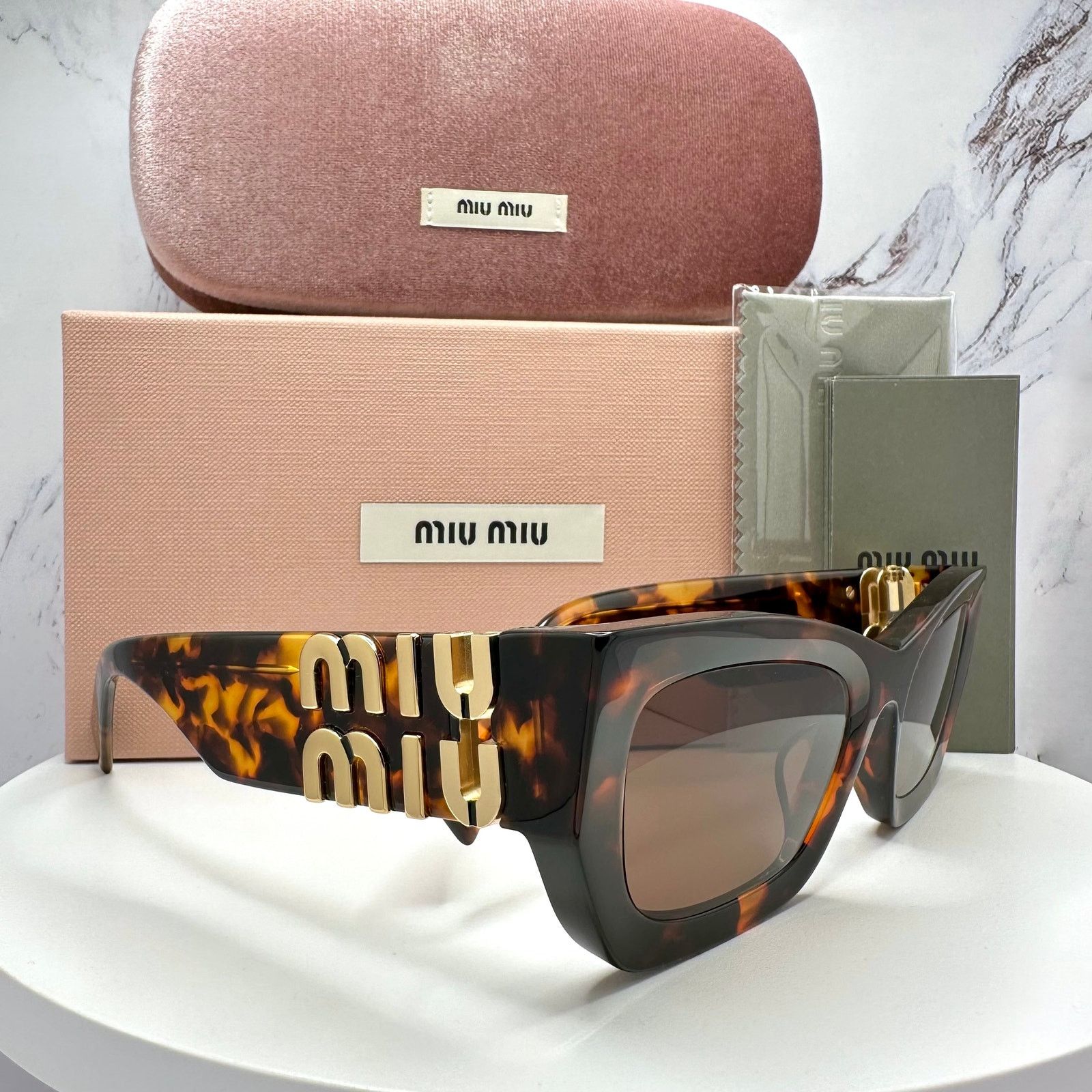 New MIU MIU Sunglasses Runway Glimpse Authentic Brown Square