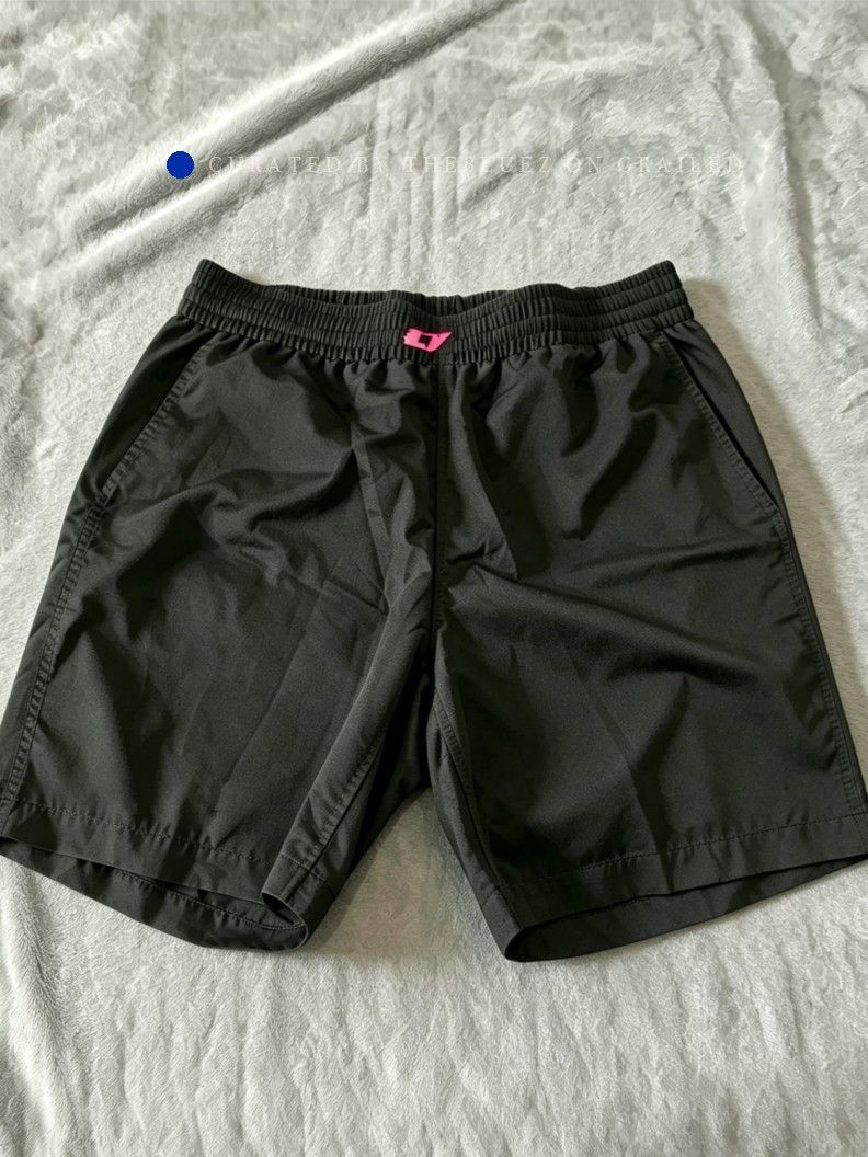 Louis Vuitton Tailored Wool Shorts in Black Size US 30 / EU 46 - 1 Preview