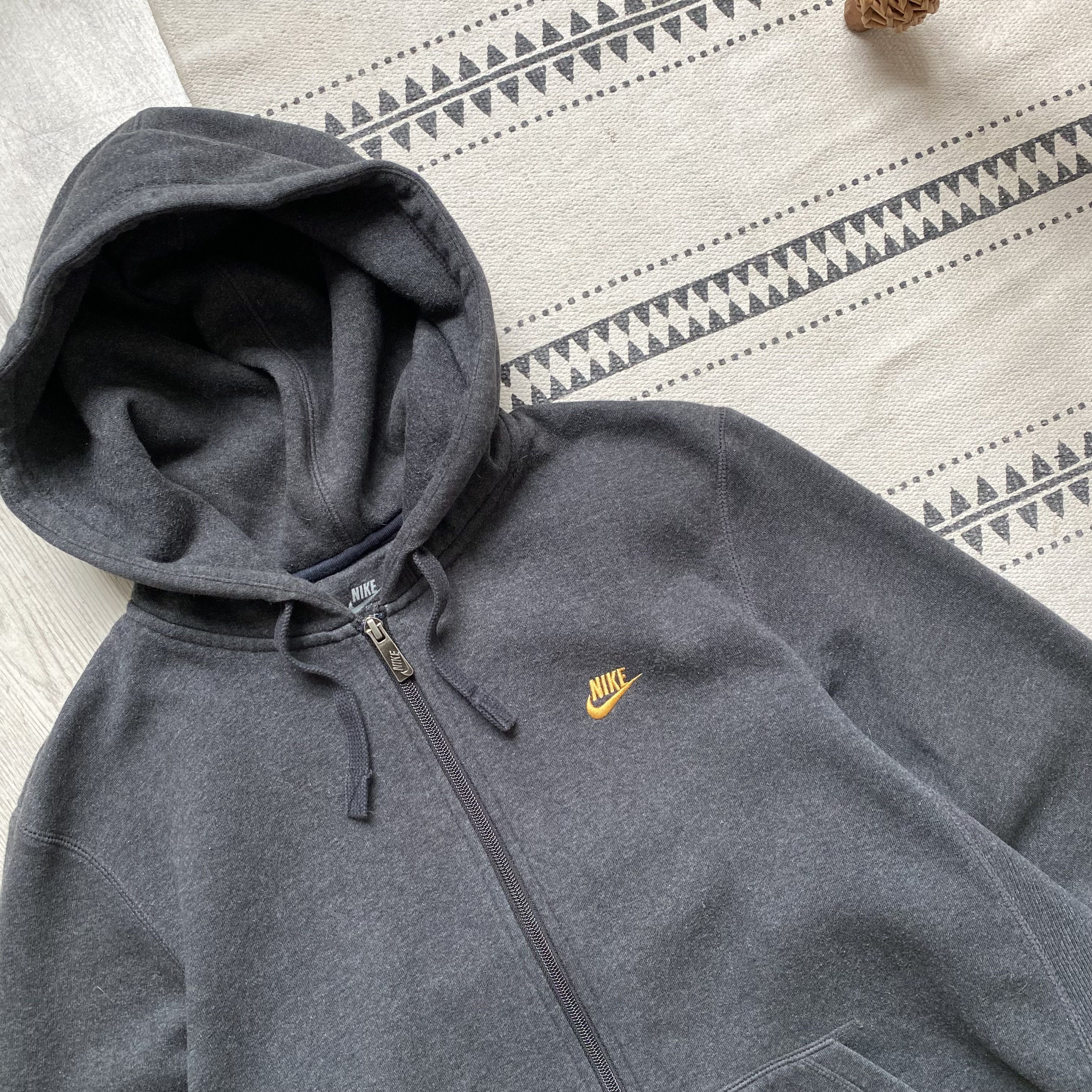 Nike Vintage Nike Zip Hoodie mini swoosh Y2k opium Size US L / EU 52-54 / 3 - 3 Thumbnail