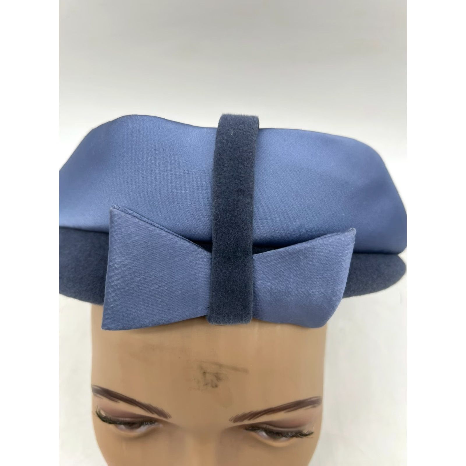 Vintage VINTAGE Cedar Crest Blue Pillbox hat Round Made in Italy 7 1/8 Wool 100% Wool Formal Women’s Size ONE SIZE - 3 Thumbnail