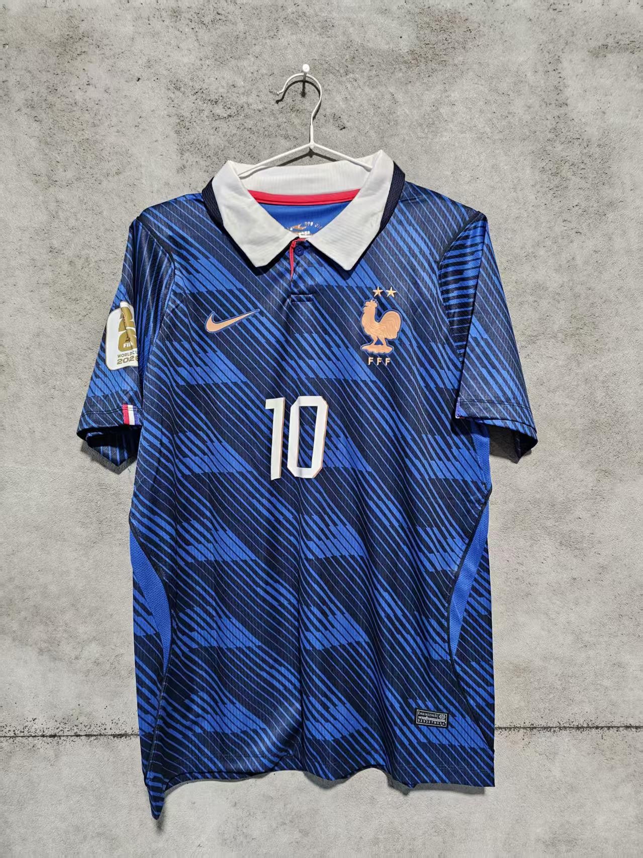 Other 2026 France #10 Kylian Mbappé Jersey Home Size US L / EU 52-54 / 3 - 1 Thumbnail