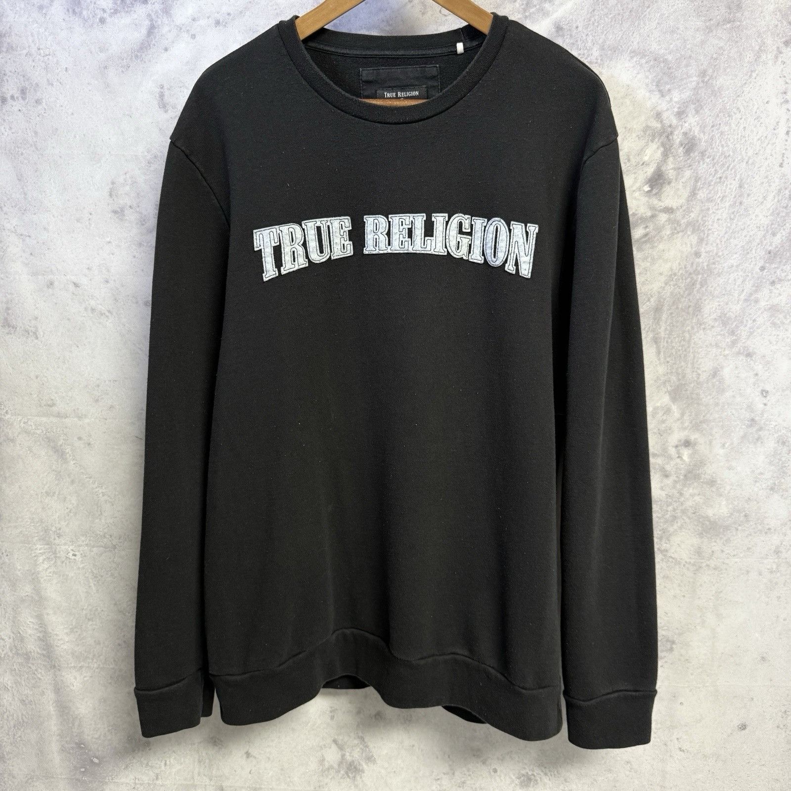 True Religion True Religion Sweatshirt XL 23x28 Black Crew Neck Size US XL / EU 56 / 4 - 1 Thumbnail