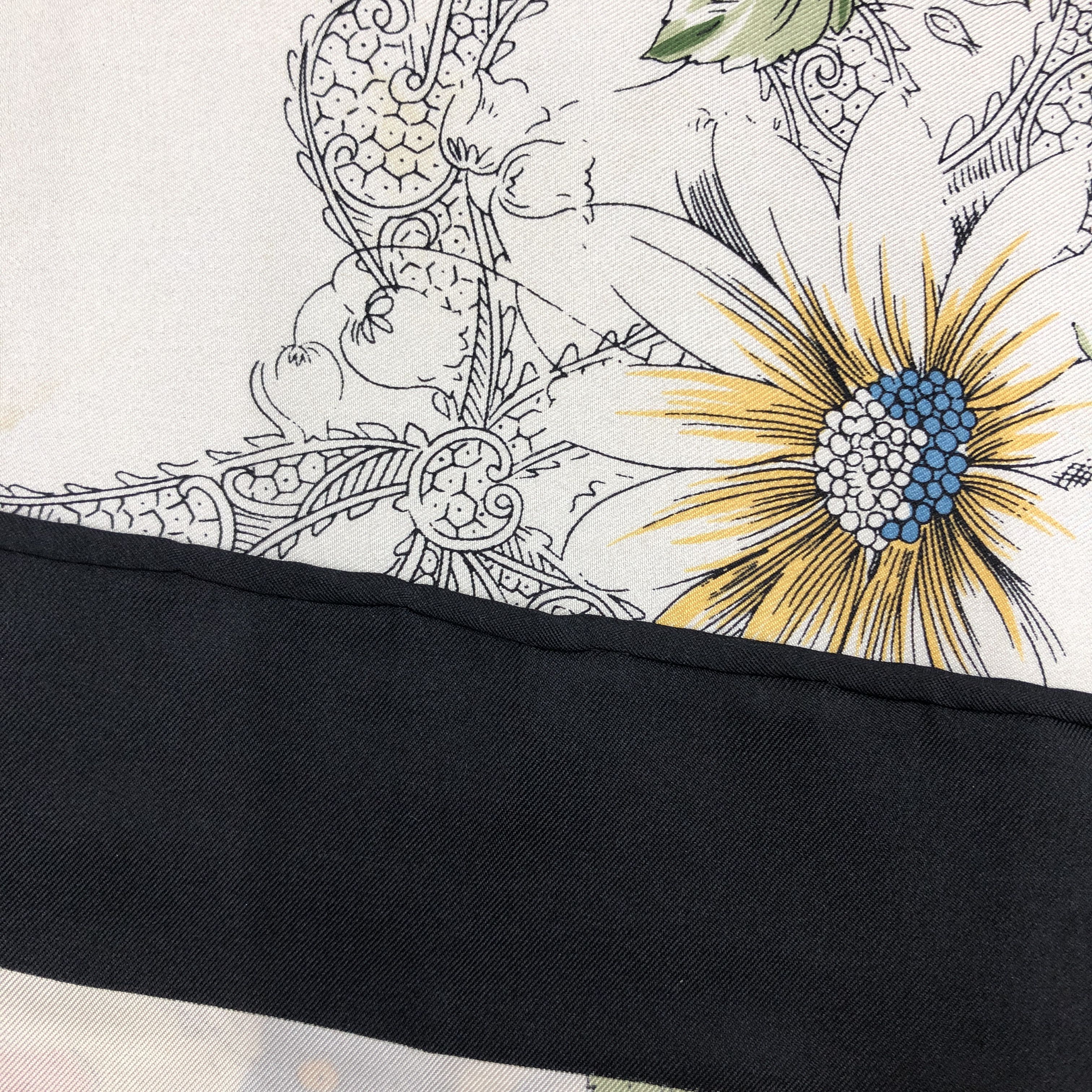 Japanese Brand Vintage Floral English SILK Scarf Twill Stole Wraps Scarves Size ONE SIZE - 7 Thumbnail