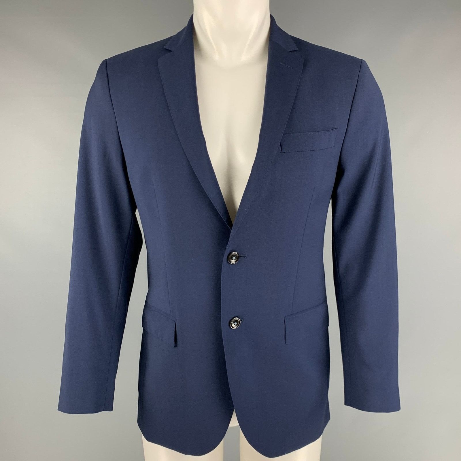 Carolina Herrera Size 38 Navy Virgin Wool Single Breasted Sport Coat Size 38R - 1 Thumbnail