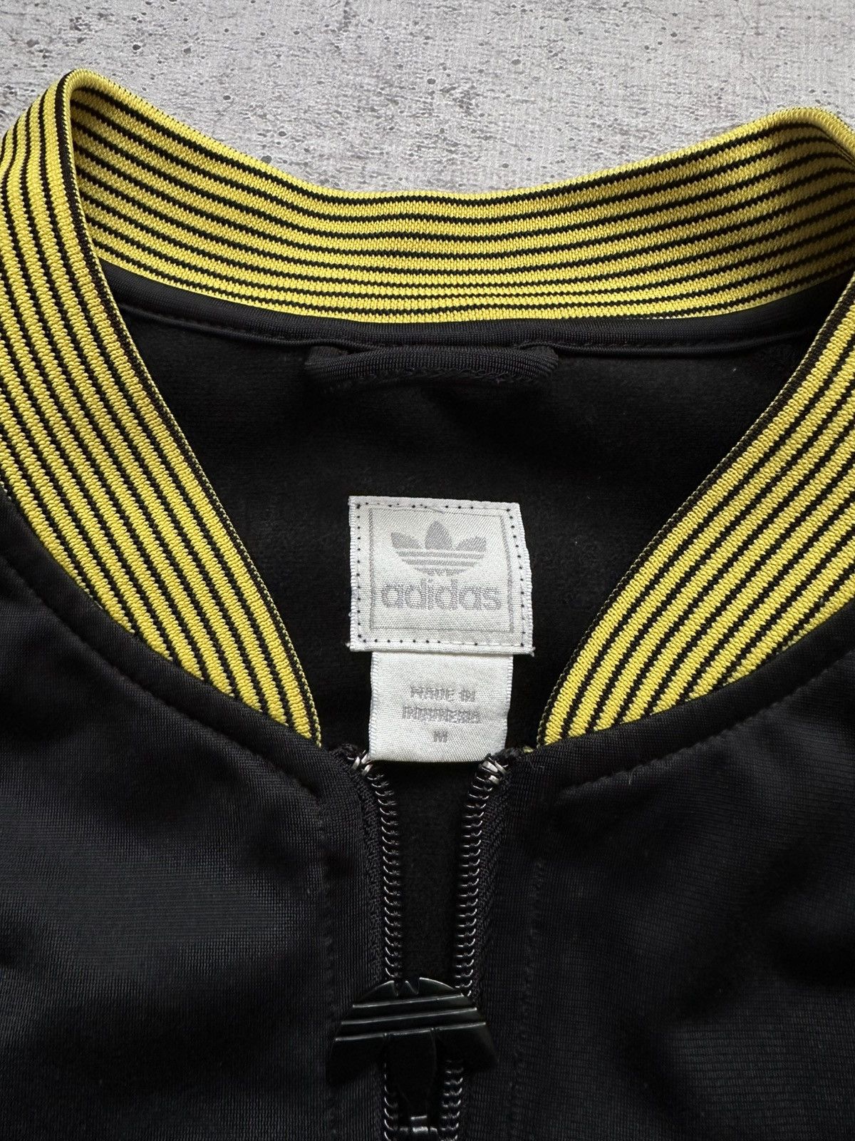 Adidas Adidas LA Lakers 15 Time NBA World Champions Track Jacket Size US M / EU 48-50 / 2 - 10 Thumbnail