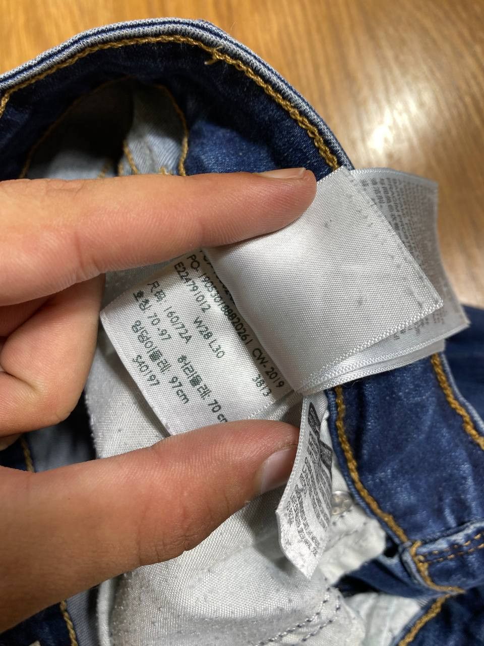 Levi's × Levi's Vintage Clothing × Vintage Vintage 80s Levis 501 single R light wash jeans Size US 28 / EU 44 - 3 Thumbnail