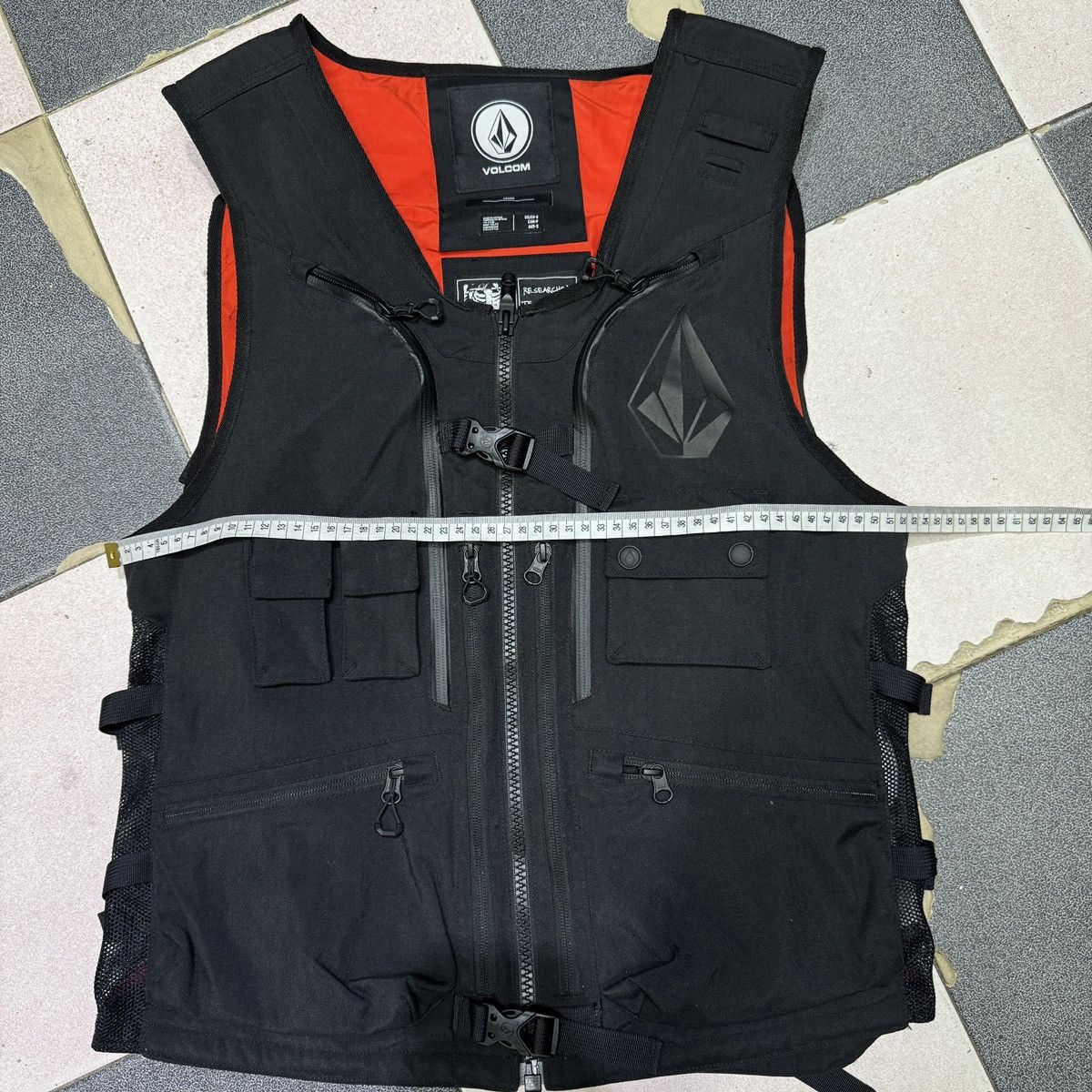 Volcom IGUCHI SLACK VEST - BLACK Size US S / EU 44-46 / 1 - 4 Thumbnail
