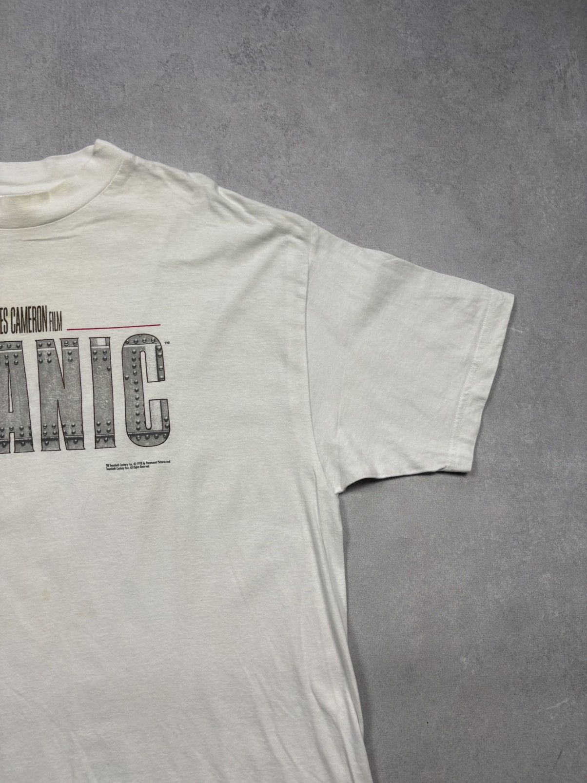 Vintage Vintage 1998 Titanic Movie Promo T-Shirt James Cameron 90s Size US XL / EU 56 / 4 - 2 Thumbnail