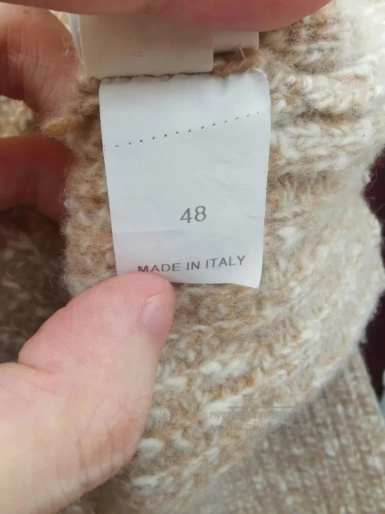 Brunello Cucinelli Brunello Cucinelli V-Neck Knit Sweater. Size US M / EU 48-50 / 2 - 2 Thumbnail