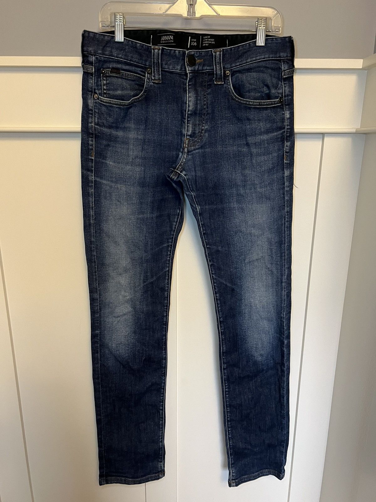 Armani Collezioni Vintage Armani Collezioni J06 slim fit low waist blue jeans Size US 33 - 1 Thumbnail