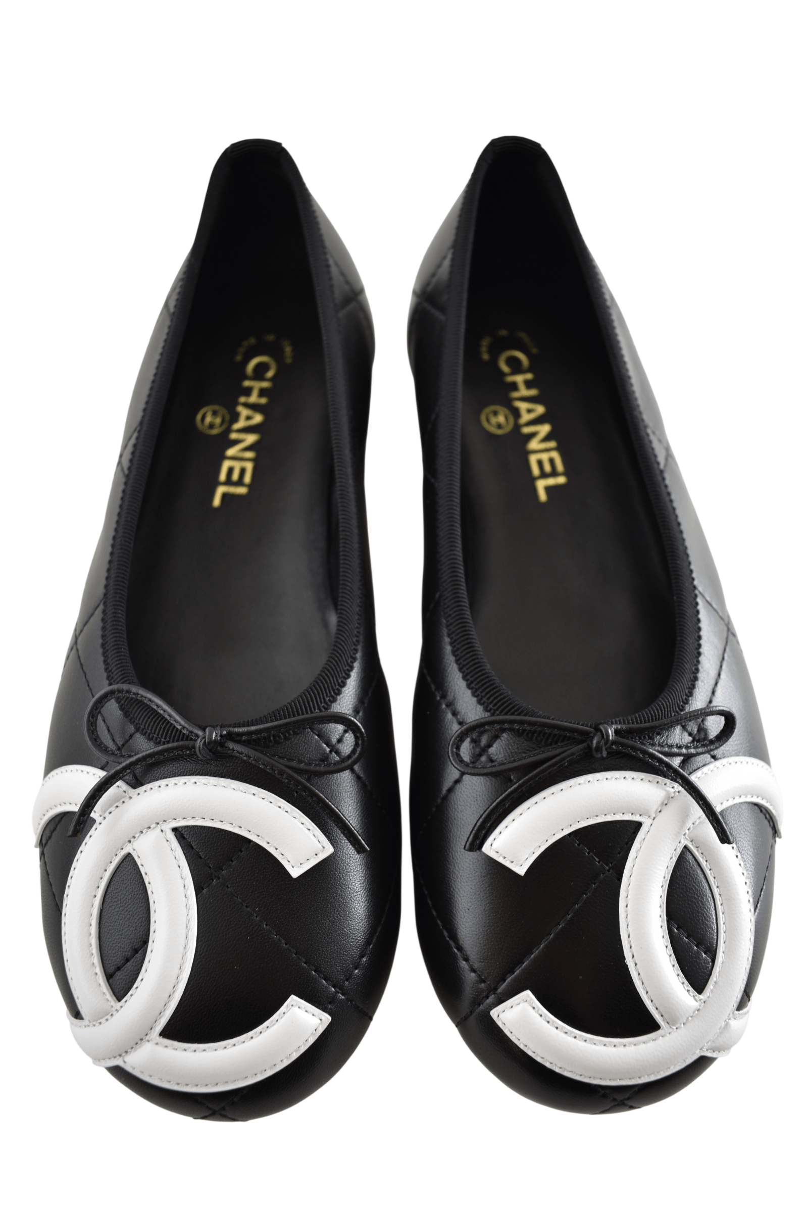 Chanel 26M Coco Beach Cambon White CC XL Ballet Ballerina Flat 37 Size US 7 / IT 37 - 1 Thumbnail