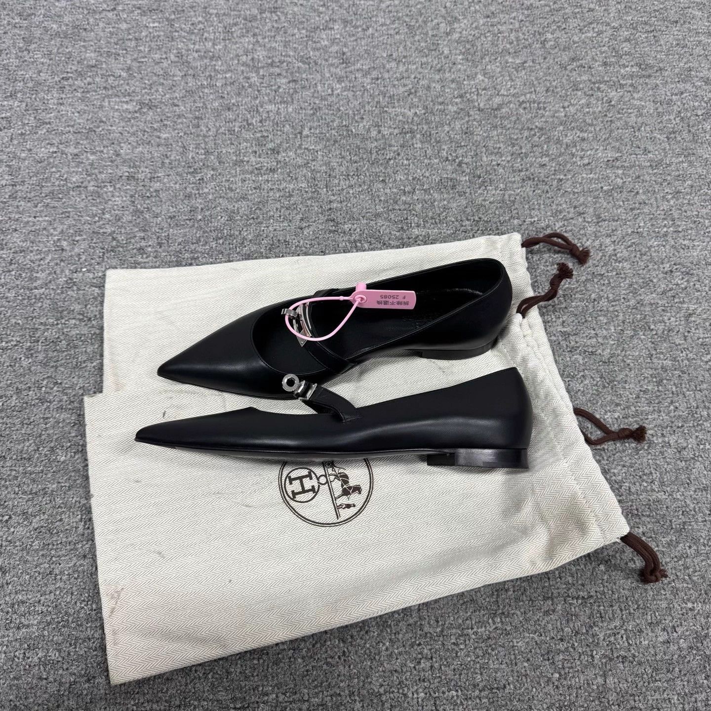 Hermes Hermes Black Silver Kelly Buckle PT Flat 36.5 98N Size US 5.5 / IT 35.5 - 2 Thumbnail