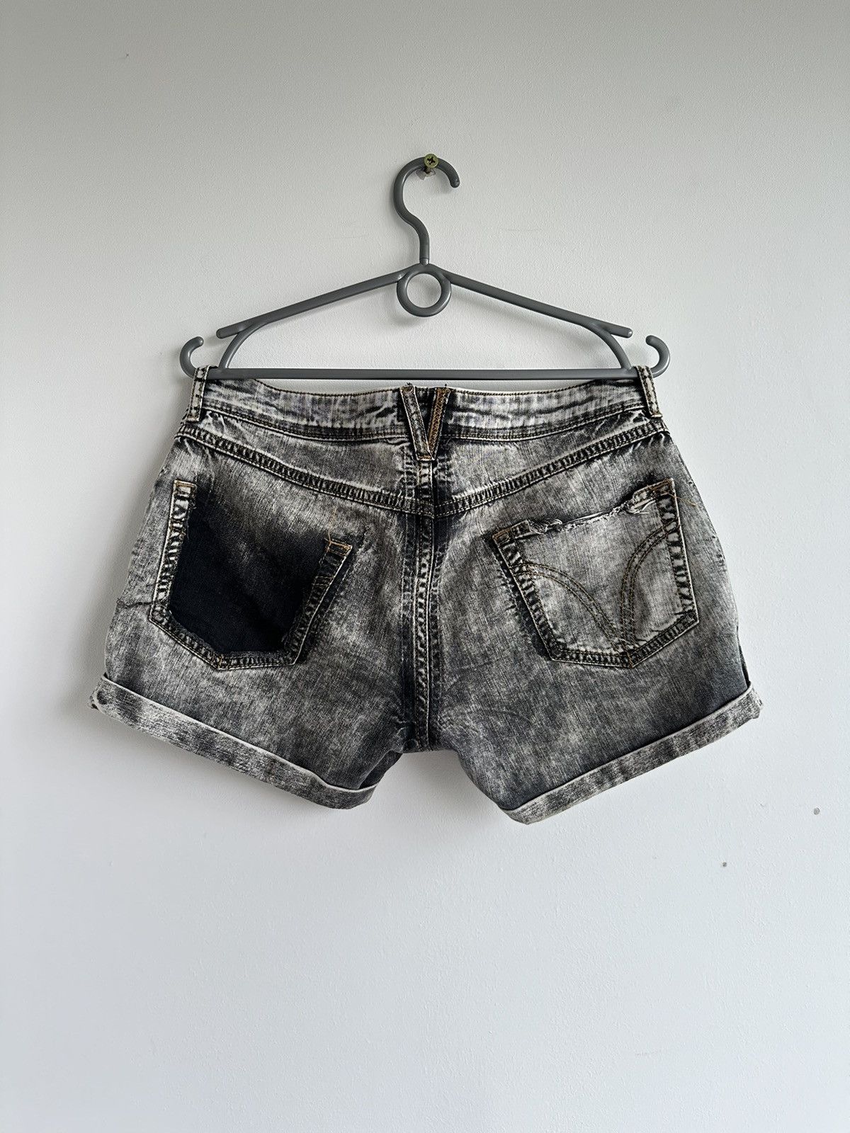 Dolce & Gabbana DOLCE&GABBANA Distressed Shorts Denim Pockets Grey Size 32 Size 32" / US 10 / IT 46 - 2 Thumbnail