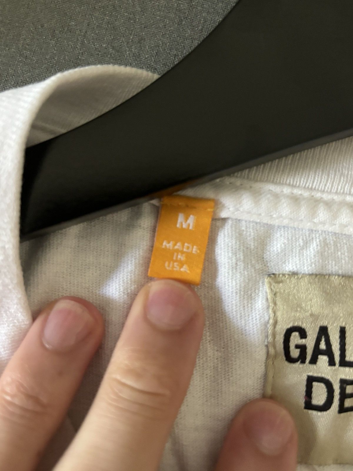 Gallery Dept. STOP BEING RACIST LOGO TEE Size US M / EU 48-50 / 2 - 8 Thumbnail