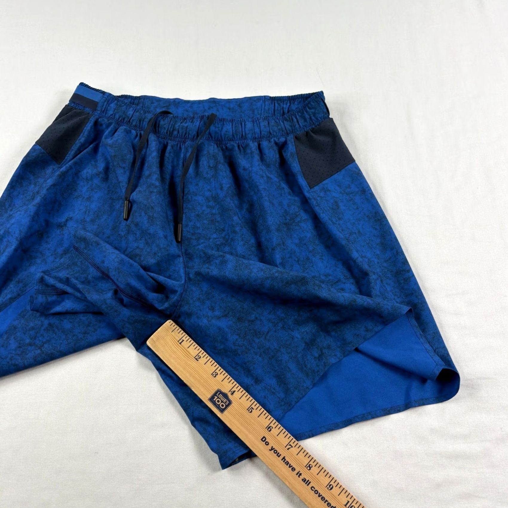 Lululemon Lululemon Surge Shorts Mens Medium Blue Lined Athletic Gym Running Performance Short Size US 31 - 6 Thumbnail