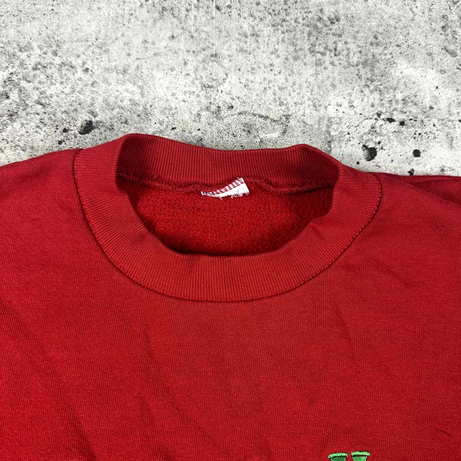 Disney Vintage Winnie The Pooh Sweatshirt Size Medium Size US M / EU 48-50 / 2 - 3 Thumbnail