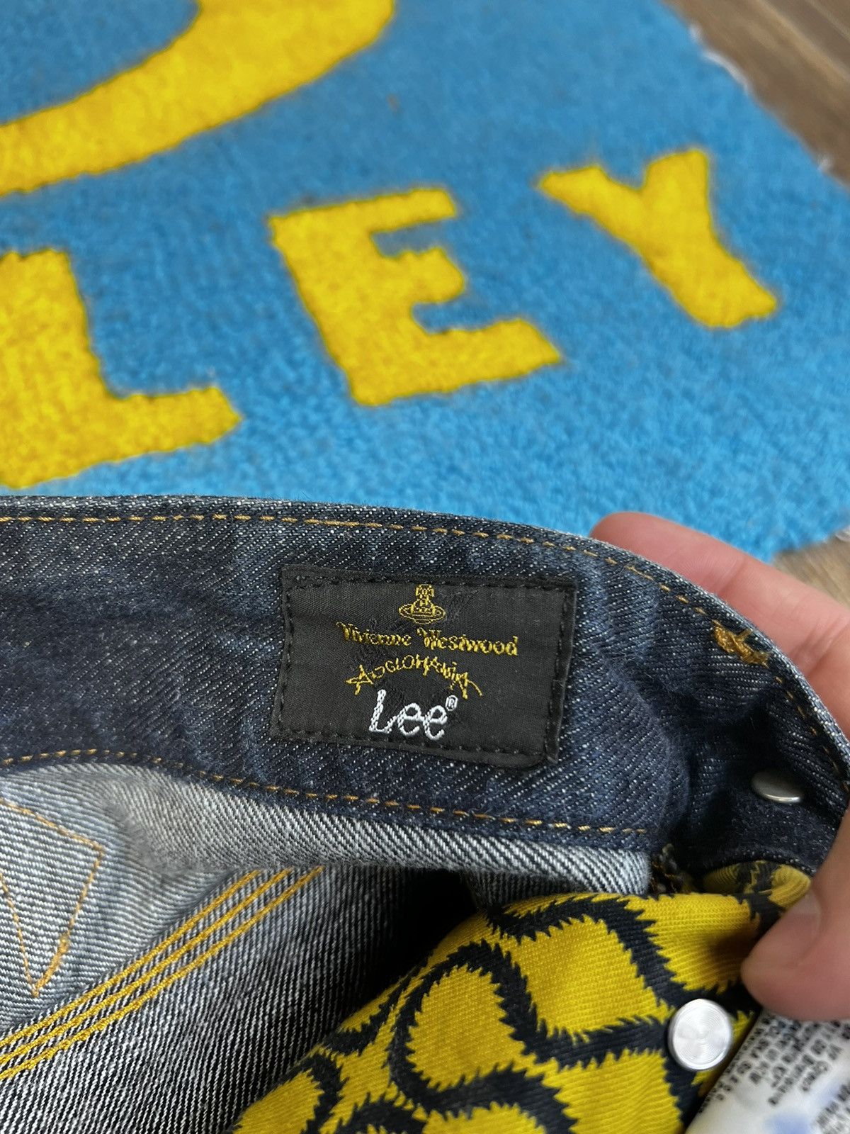 Lee × Vivienne Westwood Vivienne Westwood Lee Parachute Banana Blue Denim Pant Size US 32 / EU 48 - 12 Thumbnail