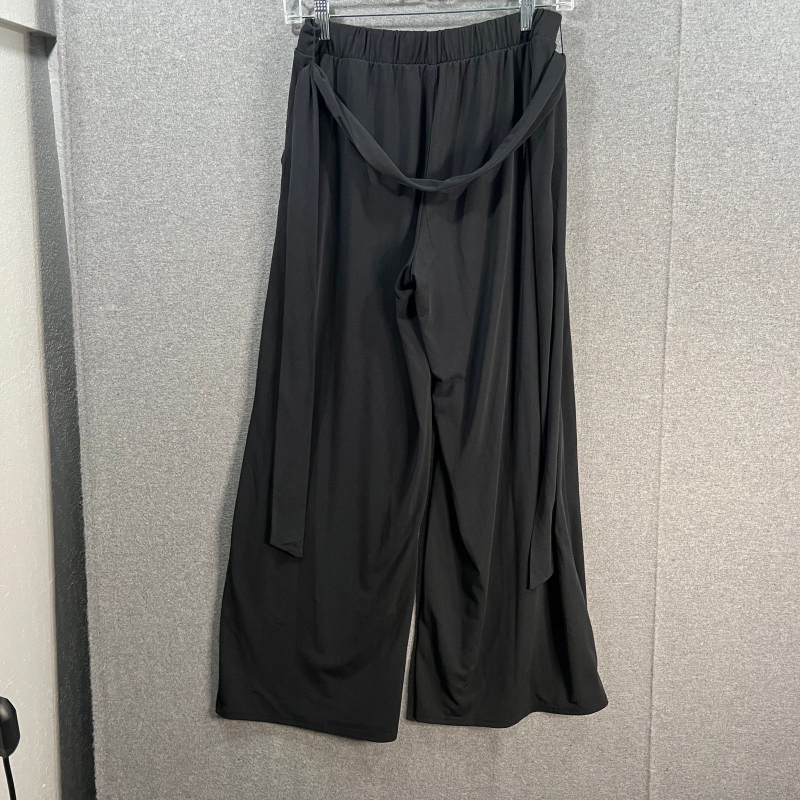 Other Girls With Curves Women Pants Black Size SP Size 27" / US 4 / IT 40 - 2 Thumbnail