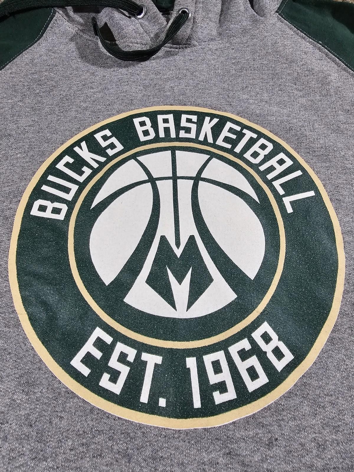 Jerzees Milwaukee Bucks Basketball Hoodie Large Jerzees NuBlend Size US L / EU 52-54 / 3 - 2 Thumbnail