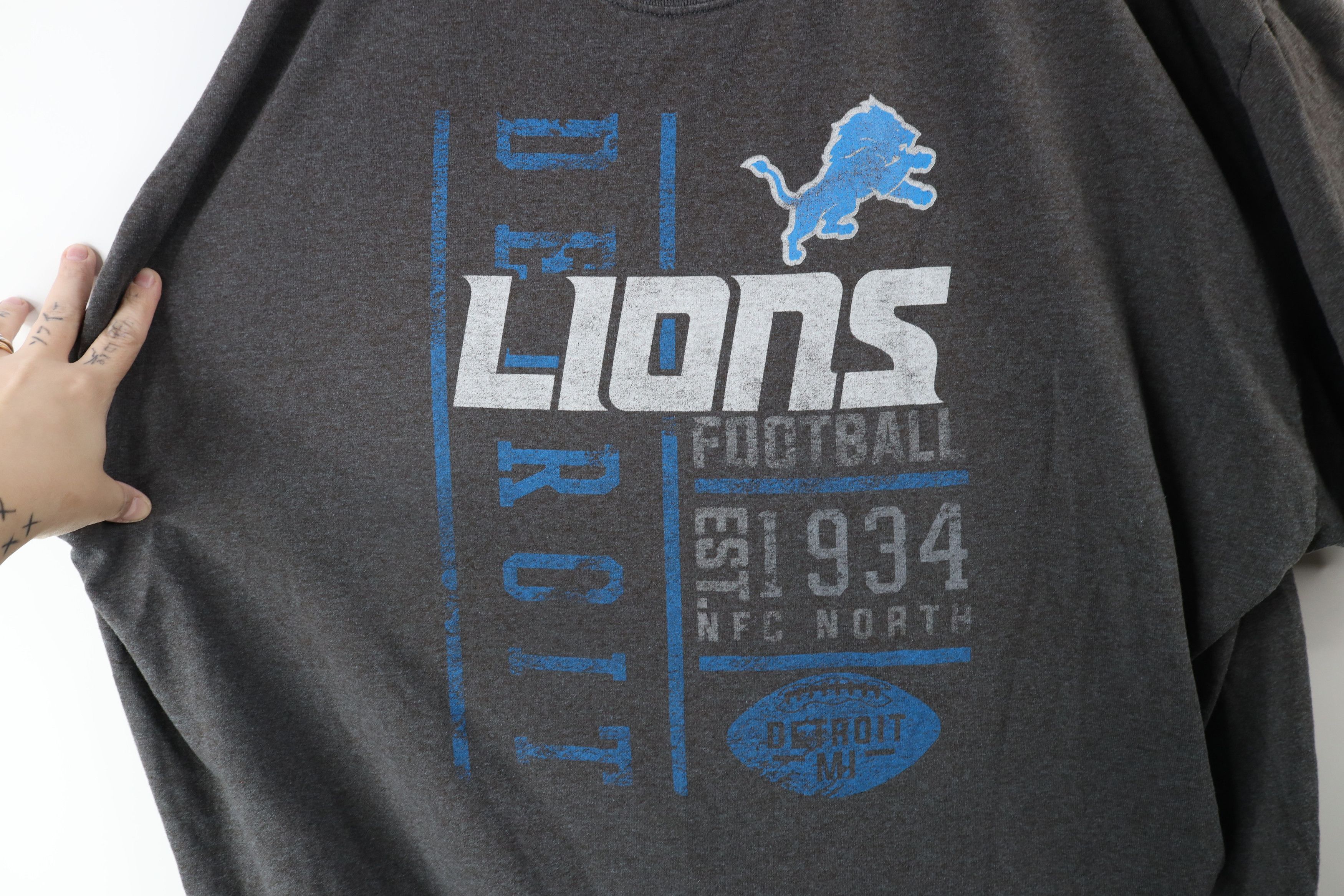 Vintage Vintage NFL Out Detroit Lions Football Short Sleeve T-Shirt Size US XXL / EU 58 / 5 - 4 Thumbnail