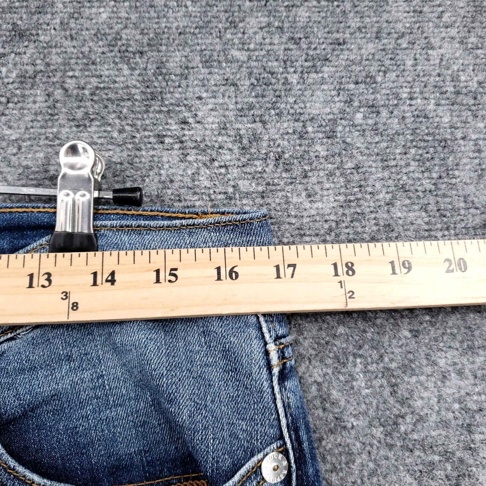 Vintage Item Specifications: Pattern: Graphic Size 30" / US 8 / IT 44 - 7 Thumbnail