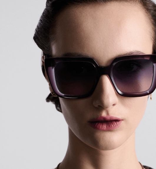 Dior o1w1db10725 Size :OS/DMNGS1 Sunglasses in Transparent Purple Size ONE SIZE - 5 Thumbnail