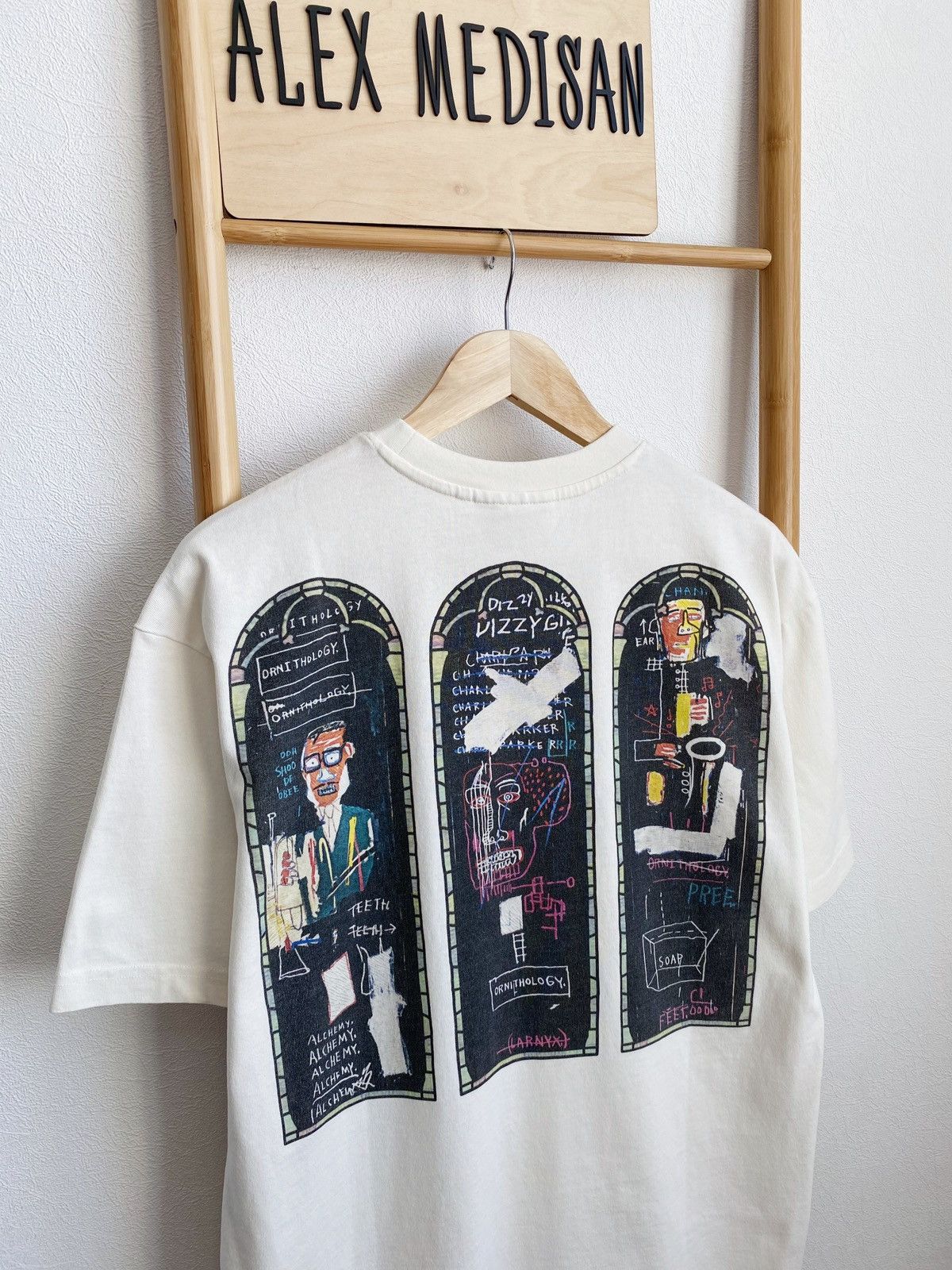 H&M × Jean-Michel Basquiat × Who Decides War WHO DECIDES WAR x BASQUIAT x H&M RELAXED FIT COTTON T-SHIRT Size US S / EU 44-46 / 1 - 11 Thumbnail