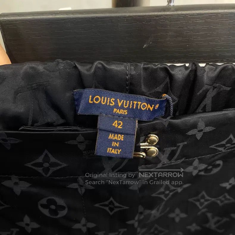 Louis Vuitton Louis Vuitton Full logo printed casual pants Size US 42 / EU 58 - 5 Thumbnail
