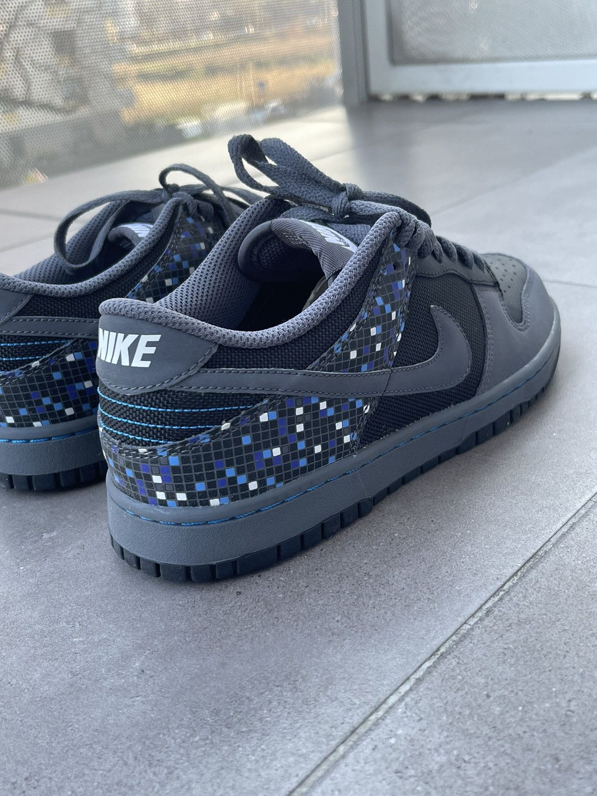 Nike !DS! 6Y Nike Dunk Low Black Dark Grey Low-Top Sneakers Size US 8 / IT 38 - 1 Thumbnail