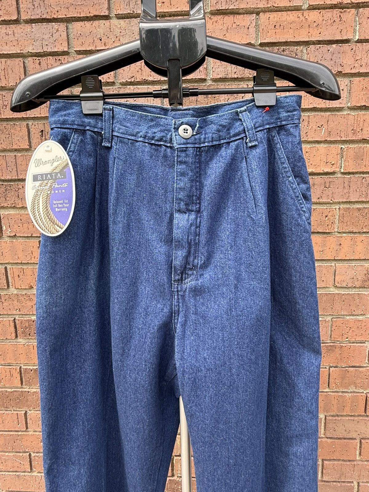 Wrangler VTG Wrangler Riata Dark Denim Pleated Pants Relaxed Jeans Size 29" - 3 Thumbnail