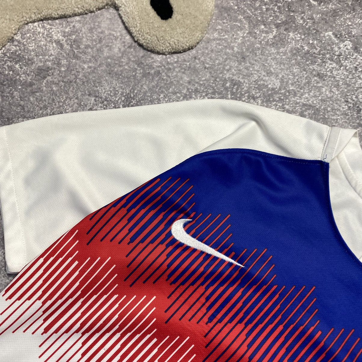 Nike Vintage Nike FC England National Football team jersey Size US S / EU 44-46 / 1 - 4 Thumbnail