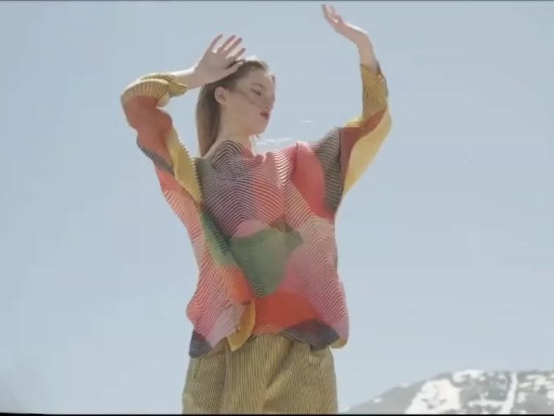 Issey Miyake Issey Miyake Multi-color block kaleidoscope top Size M / US 6-8 / IT 42-44 - 5 Thumbnail