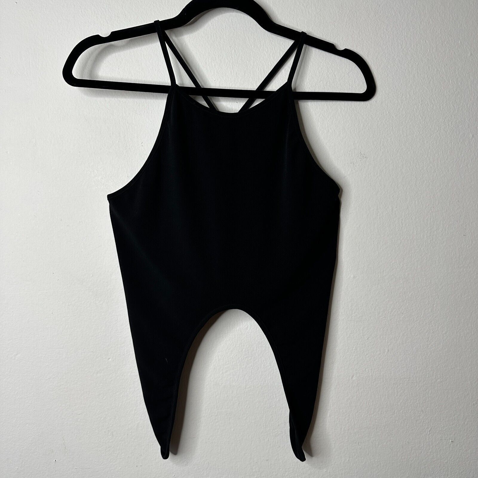 Other NWT Motel Black Spaghetti Racerback Tank Top Crop Cut Out S Size S / US 4 / IT 40 - 10 Thumbnail