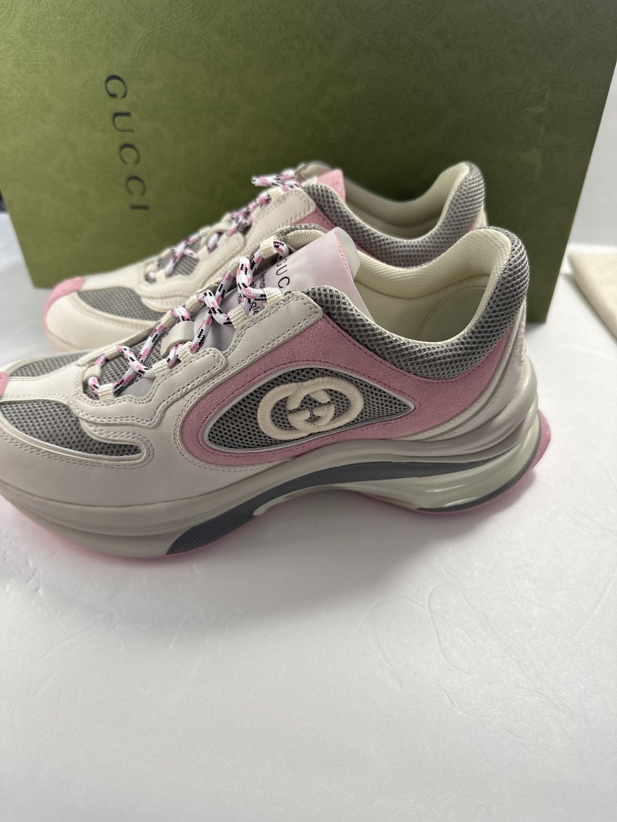 Gucci Gucci Run Premiem Suede Mesh Sneakers Size US 6.5 / IT 36.5 - 6 Thumbnail