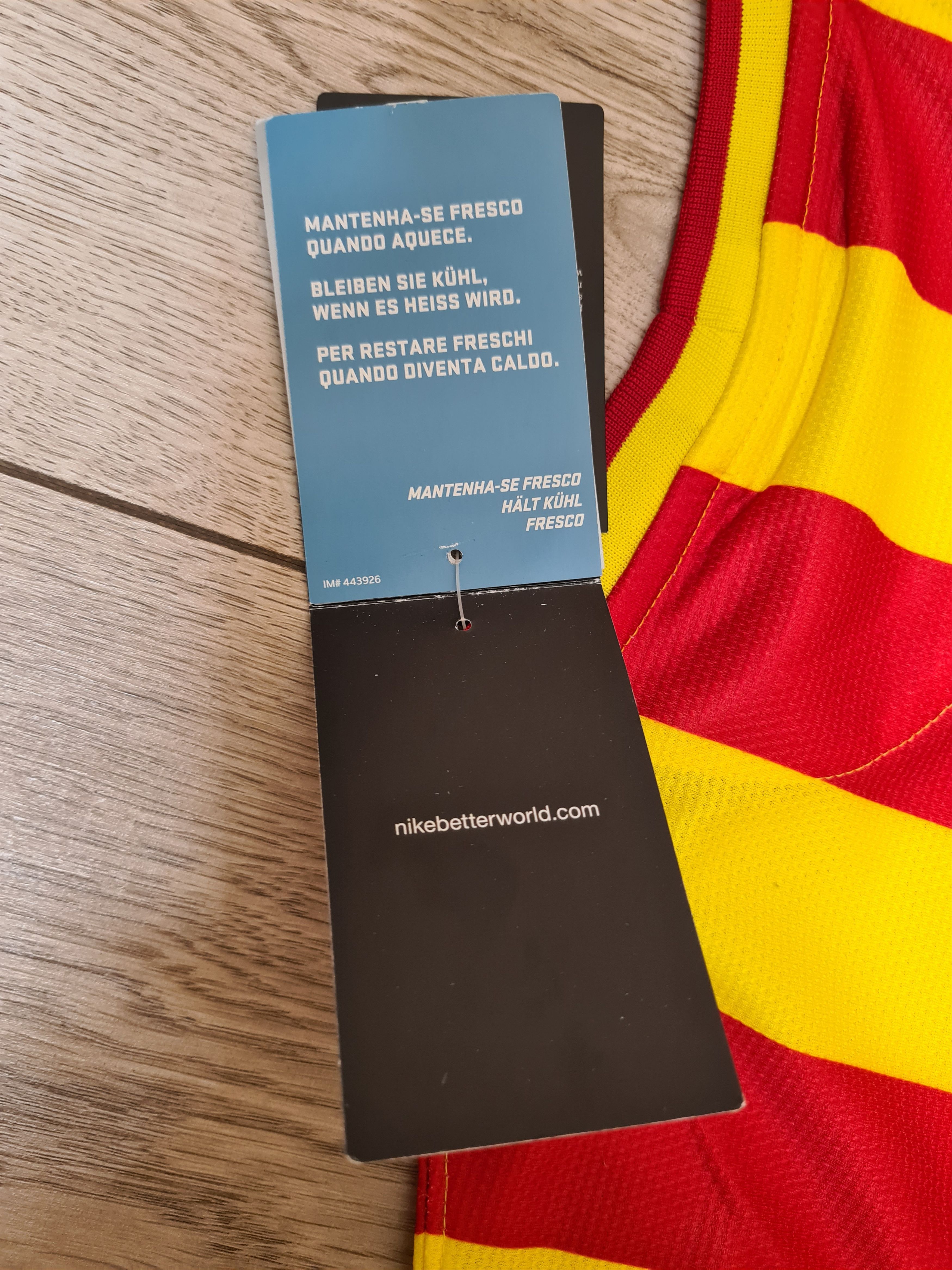 Nike BARCELONA 2013 2014 MESSI NEW AWAY FOOTBALL SOCCER JERSEY Size US L / EU 52-54 / 3 - 12 Thumbnail
